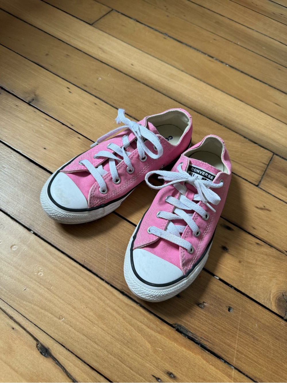 Converse Kids Pink Low-Top Canvas Sneakers with White Laces